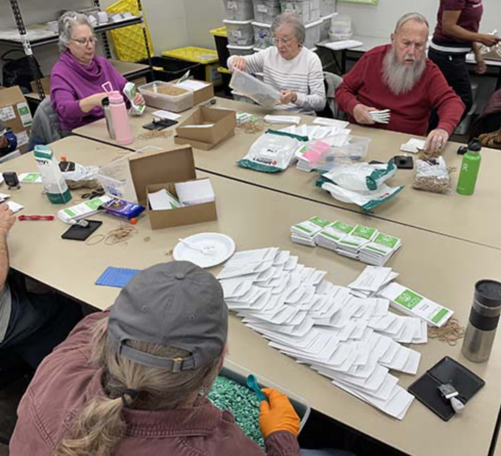 Volunteers-Seed-Packing